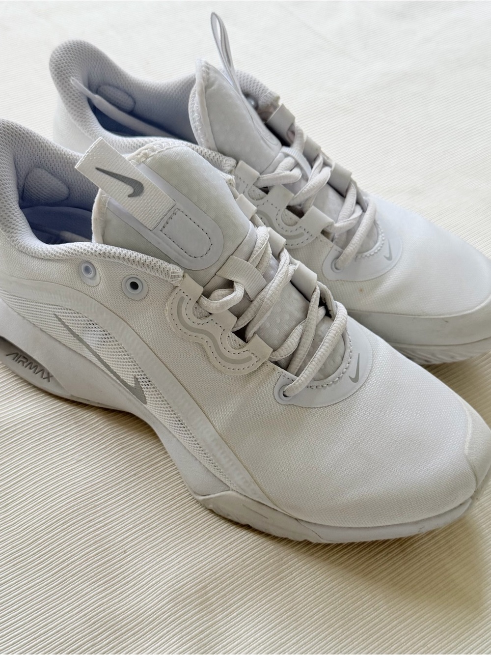 Nike Air Max Volley Womens Sneakers Shoes CU4275-100 White Gym 7.5